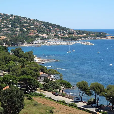 De Stephanie By Interhome