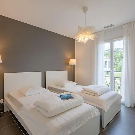 De Stephanie By Interhome Holiday home Les Issambres