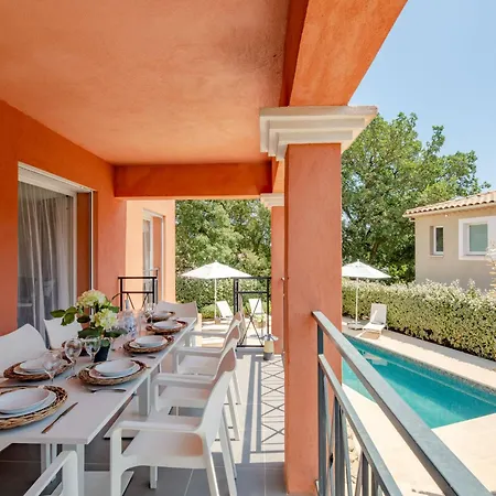 De Stephanie By Interhome Les Issambres