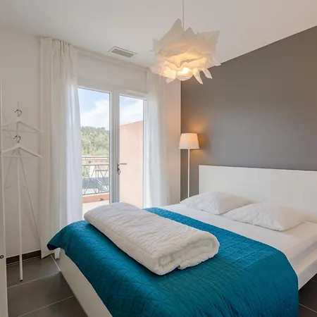 De Stephanie By Interhome Holiday home Les Issambres