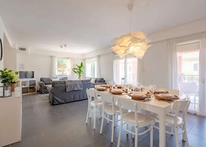 Feriehus De Stephanie By Interhome *