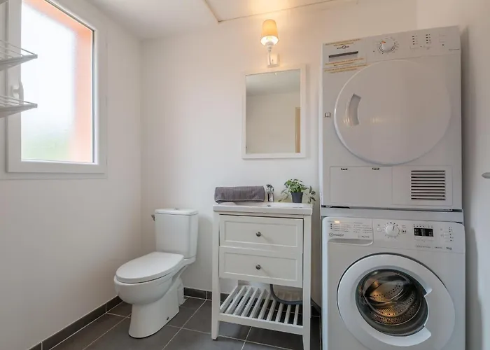 De Stephanie By Interhome Feriehus Les Issambres